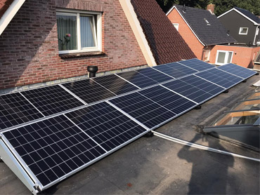 Projeto solar de sistema residencial de telhado de 5KW da Holanda —— Módulo fotovoltaico DAH Mono
